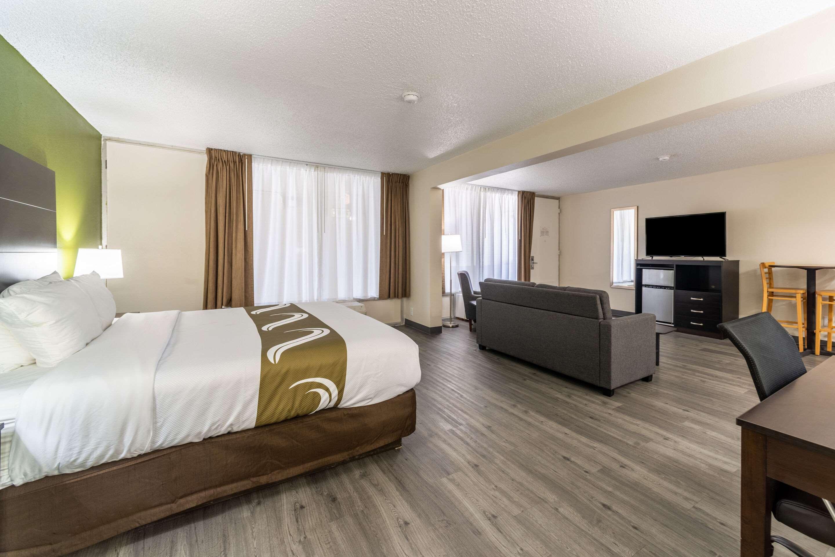 Quality Inn & Suites Vandalia Near I-70 And Hwy 51 Exterior foto