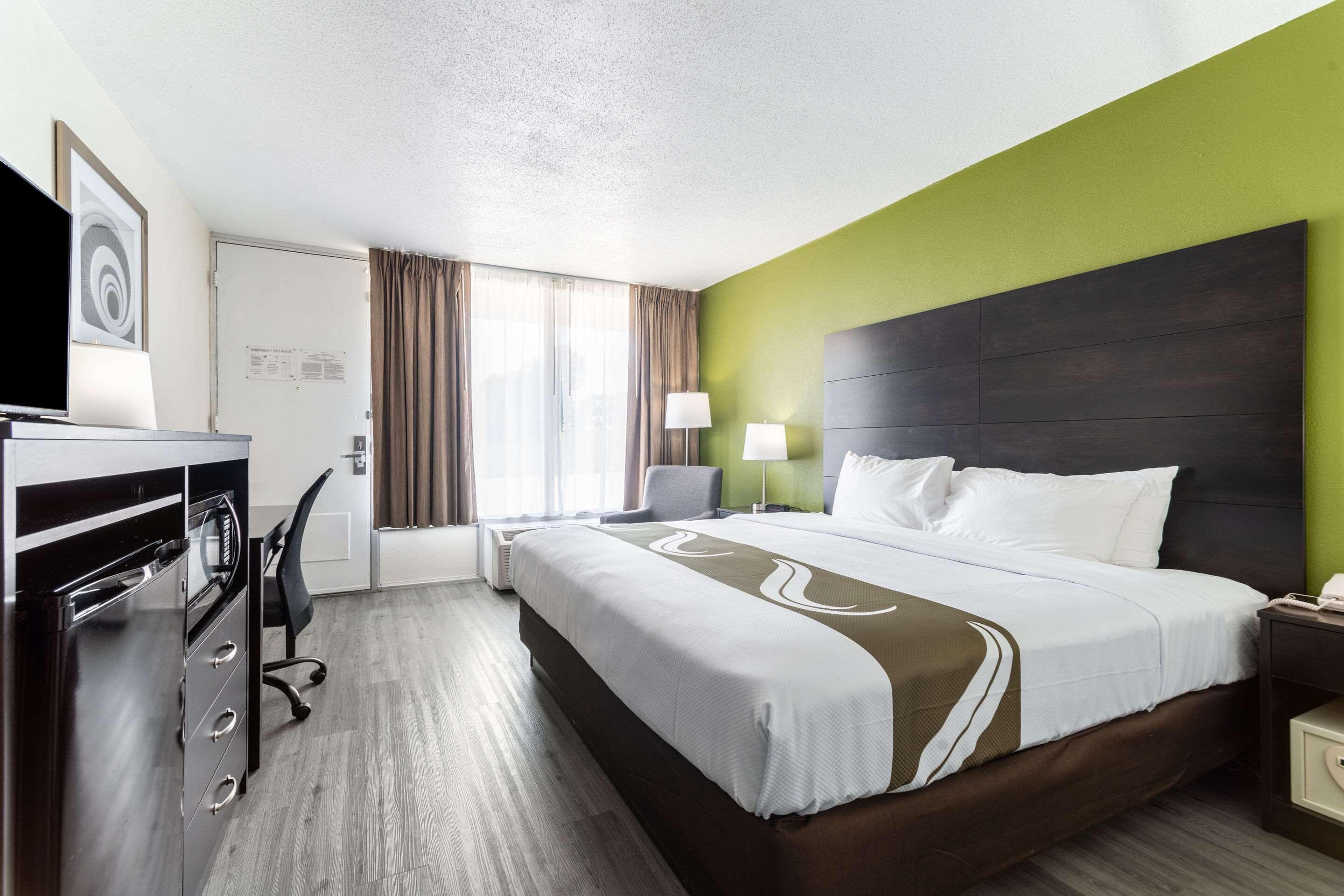 Quality Inn & Suites Vandalia Near I-70 And Hwy 51 Exterior foto