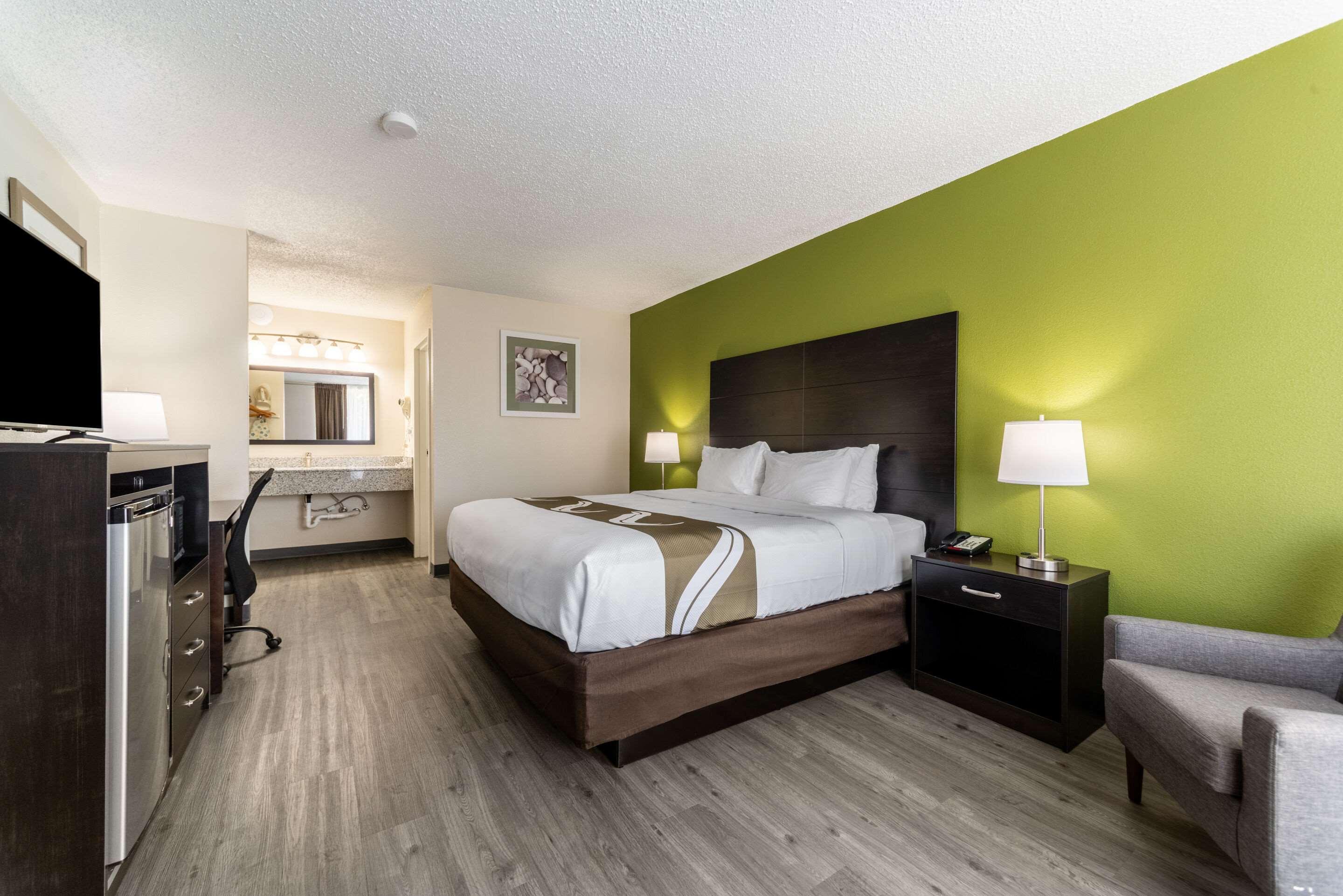Quality Inn & Suites Vandalia Near I-70 And Hwy 51 Exterior foto